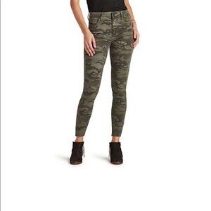 Sam Edelman The Kitten Skinny Cut-Hem Jeans Camo